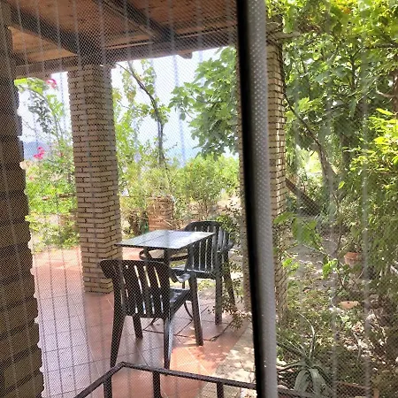Almoezia Charming Bed & Breakfast