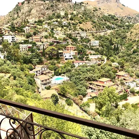 Almoezia Charming Bed & Breakfast Taormina