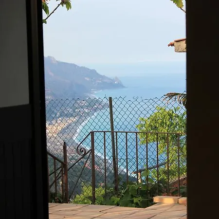 Almoezia Charming * Taormina