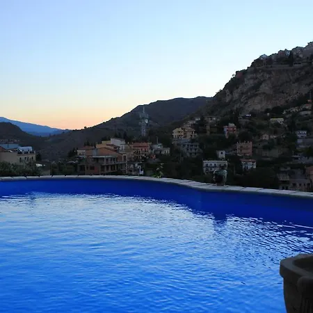 Almoezia Charming Bed & Breakfast Taormina