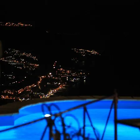 Almoezia Charming Bed & Breakfast *