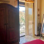 Couette-café Almoezia Charming Taormine
