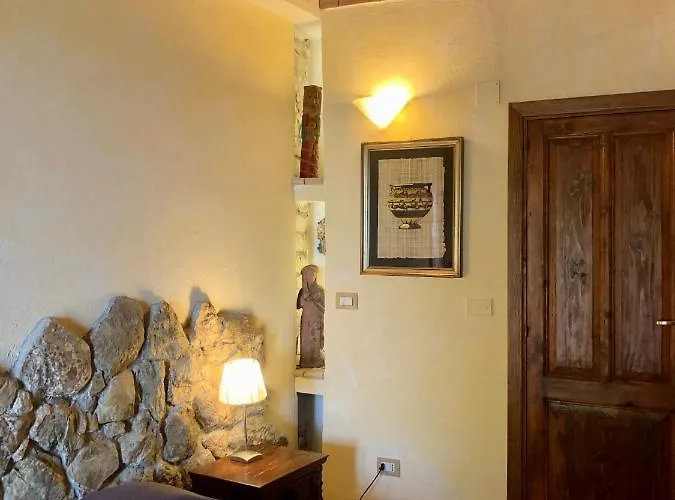Almoezia Charming Bed & Breakfast 4*