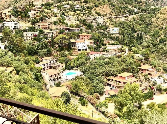 Almoezia Charming Bed & Breakfast Taormina